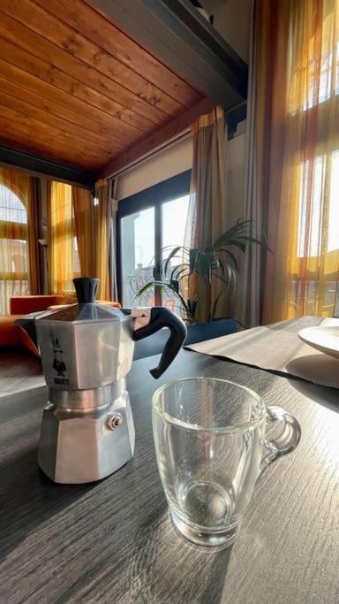 Altana - Loft Sulla Citta Apartment ปาร์มา ภายนอก รูปภาพ